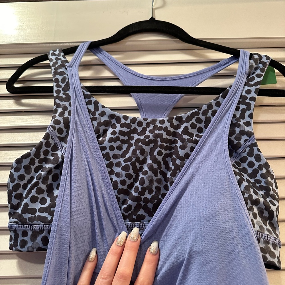 Lululemon tank - Picture 2 of 3